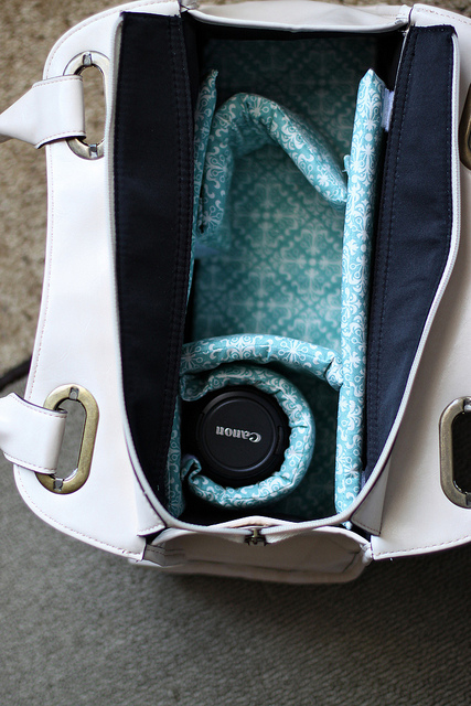 camera bag purse. a camera bag purse!